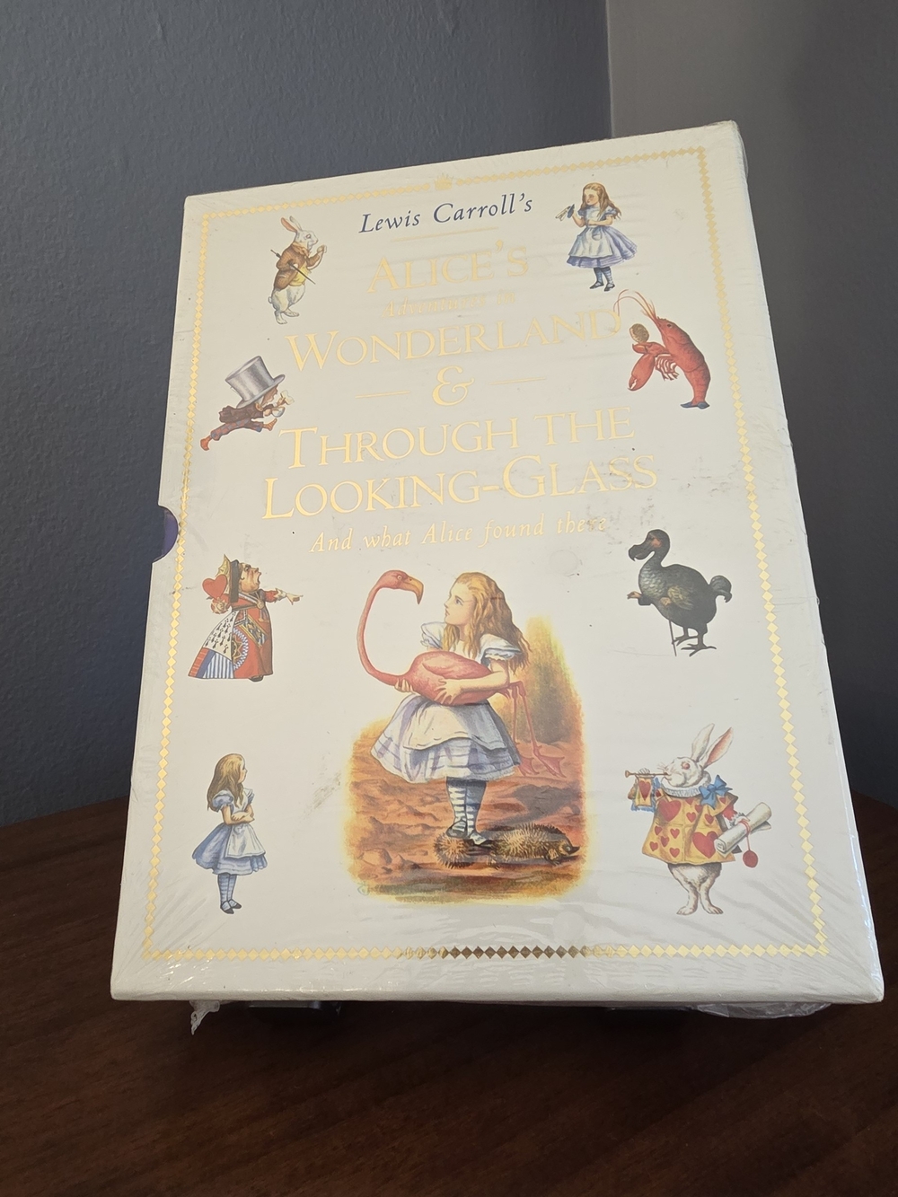 Alice’s Wonderland & Through the Looking-Glass Book Set